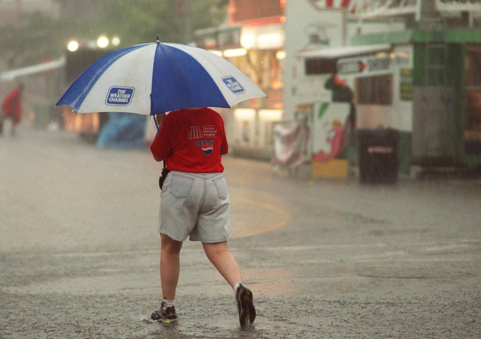 Rain cancels parade